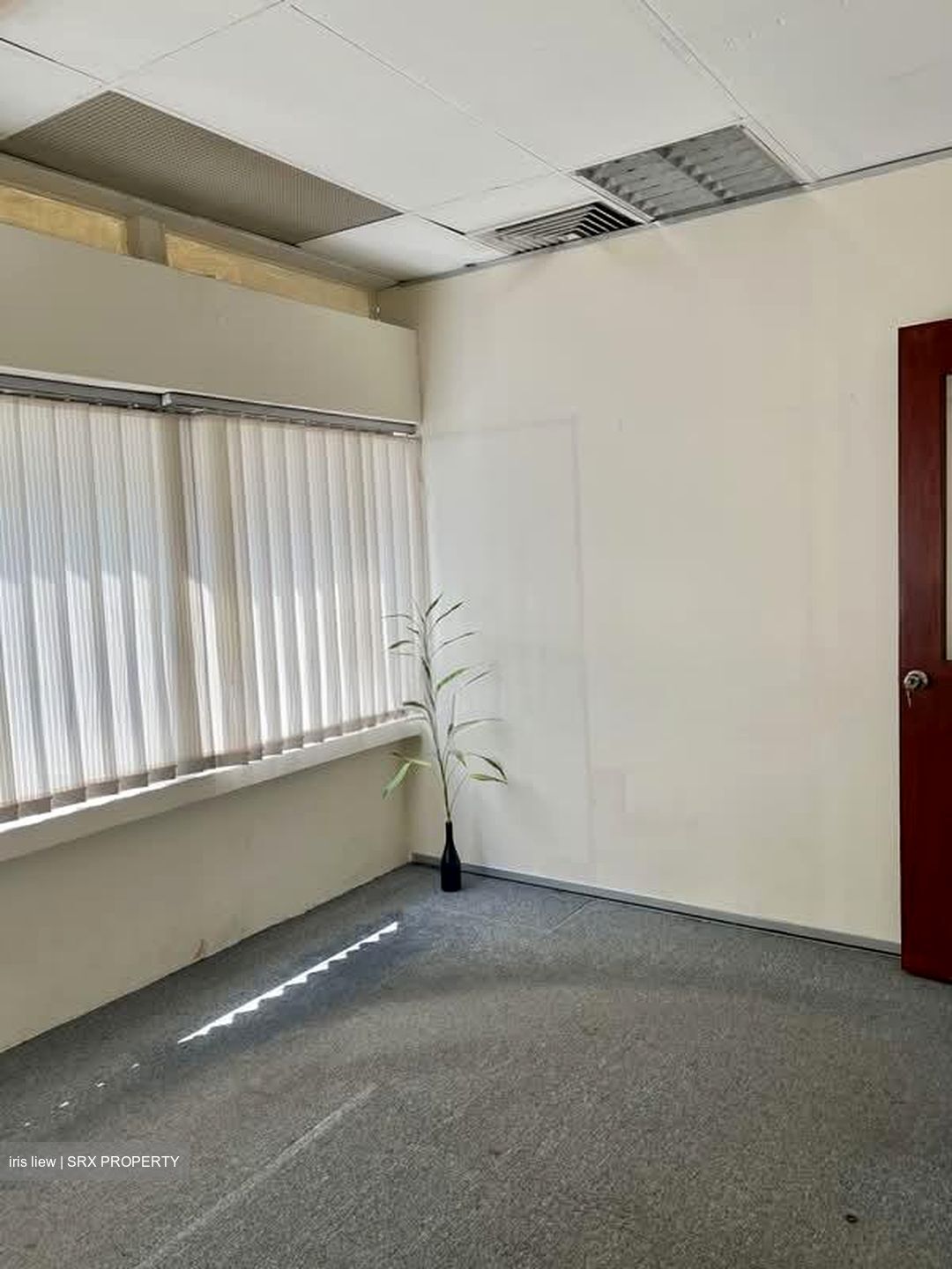 United House (D9), Office #606264921